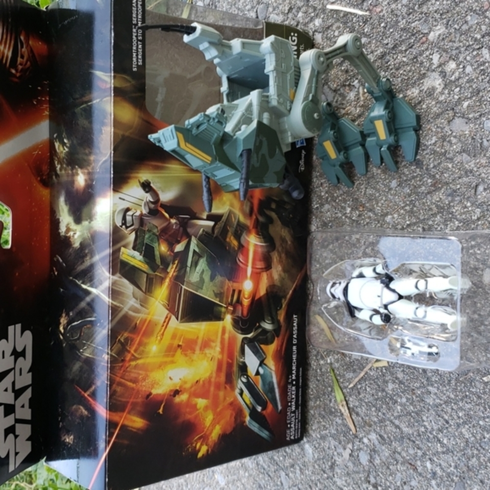 Star Wars Assault Walker + Stormtrooper Sergeant Set